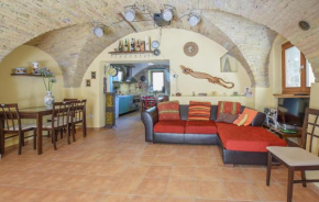 Nice Apartment In Castilenti With Wifi